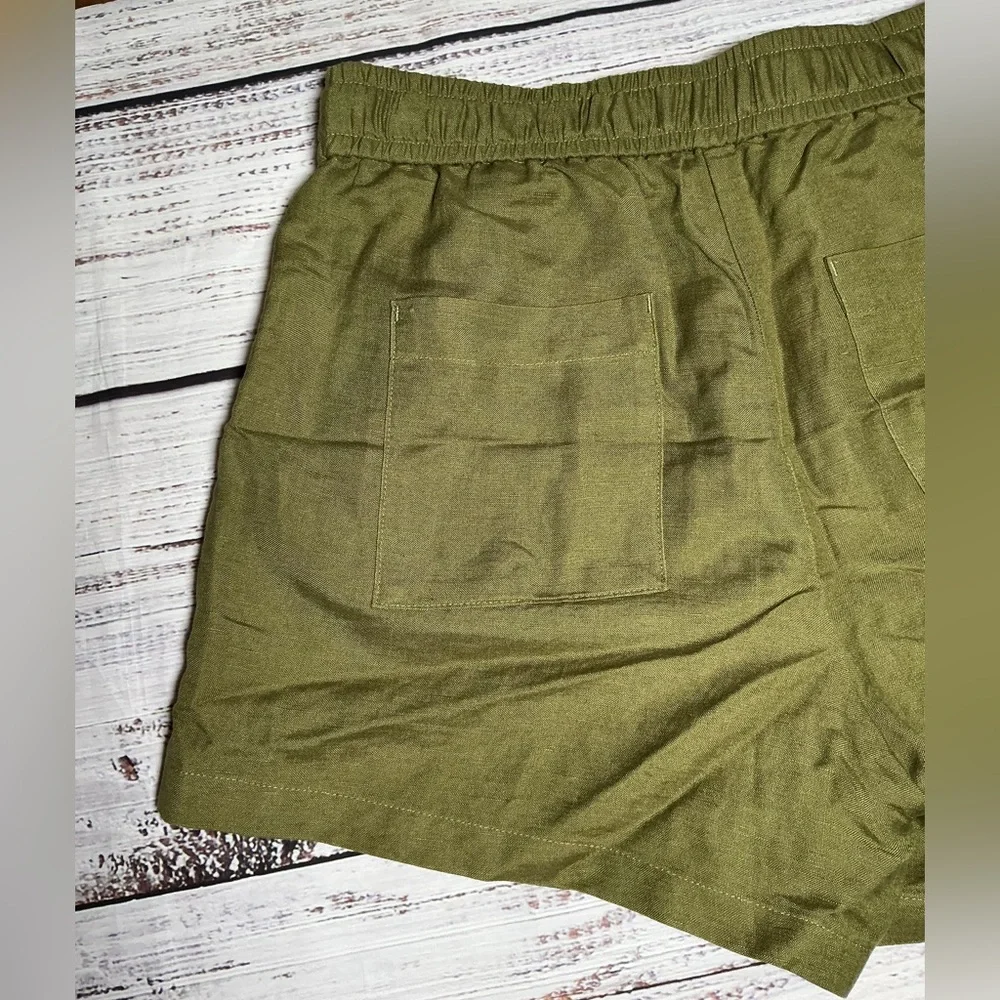 NWOT LOFT Linen blend Army Green drawstring shorts. Size XS. - Picture 5 of 9